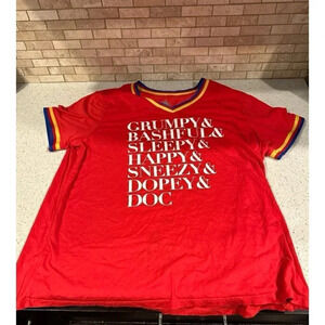 Disney Women's Shirt‎ - Seven Dwarfs Soccer b39